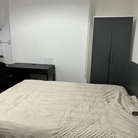 Nice Ensuite Near Cricket Ground Νότιγχαμ Εξωτερικό φωτογραφία
